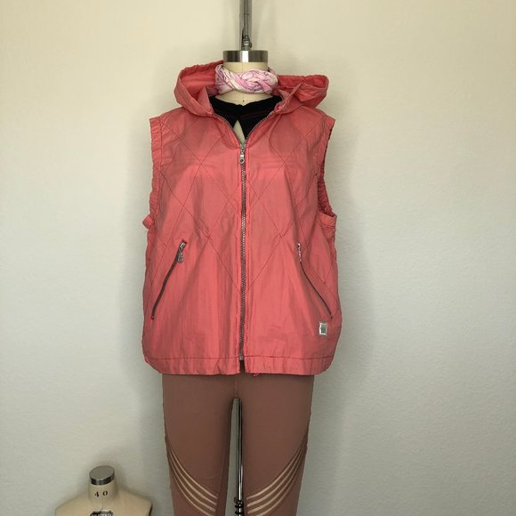 Marithe Francois Girbaud Jackets & Blazers - Marithe Francois Girbaud Athleisure Quilted Vest